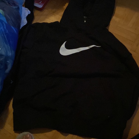 Brand new never worn black Nike nice hoodie - Picture 2 of 2